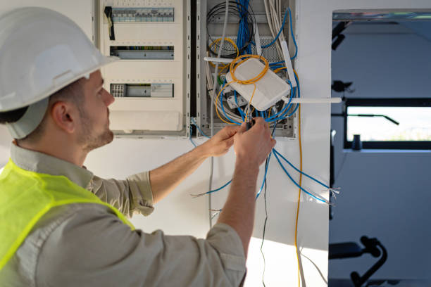 Best Local Electrician Companies  in Bonneau Beach, SC